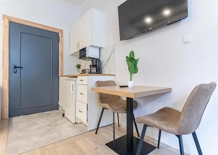 Apartment Chic At 12th District In Wien